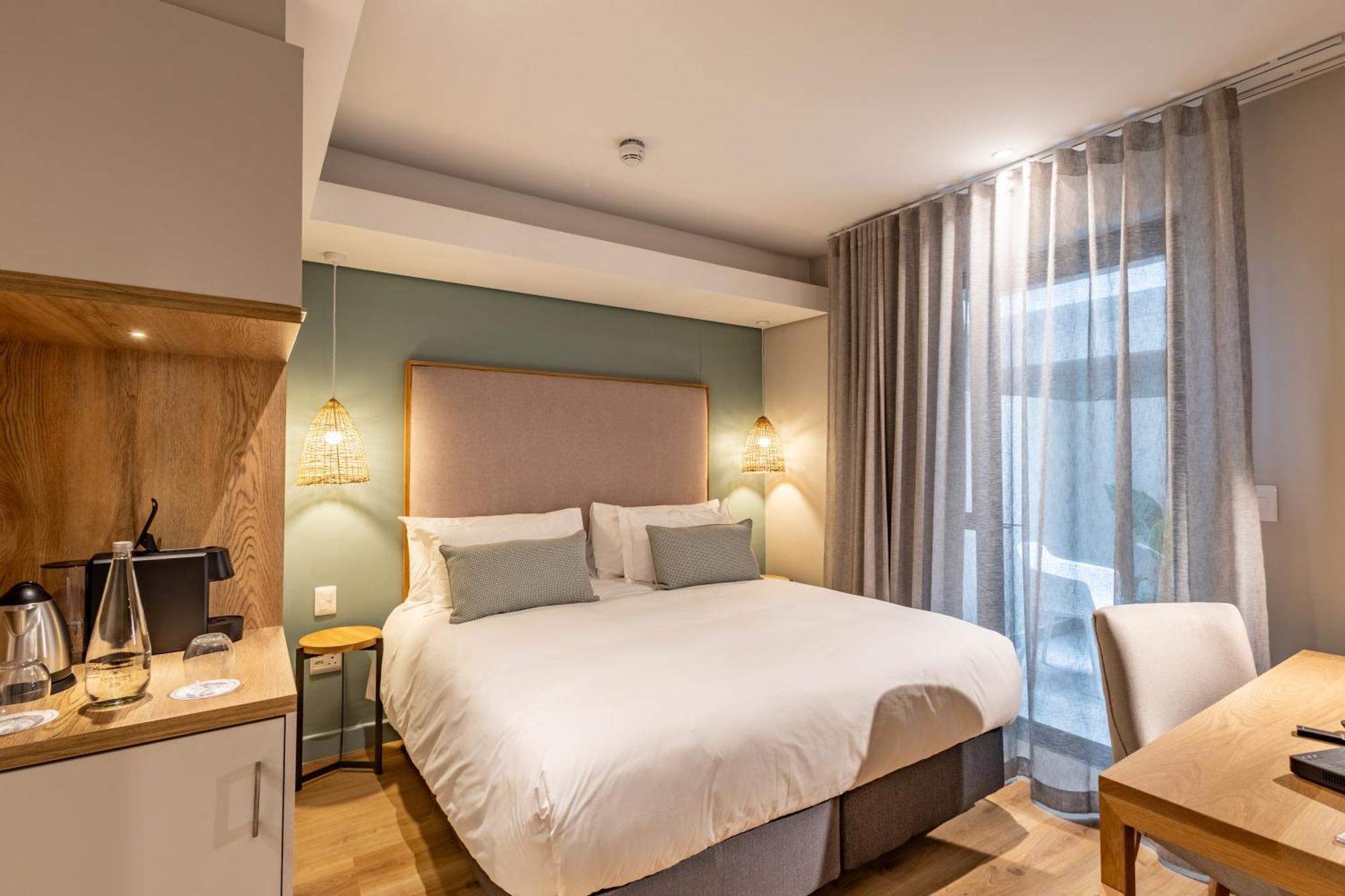 Plett Quarter Hotel - Lion Roars Hotels & Lodges Plettenberg Bay Ngoại thất bức ảnh