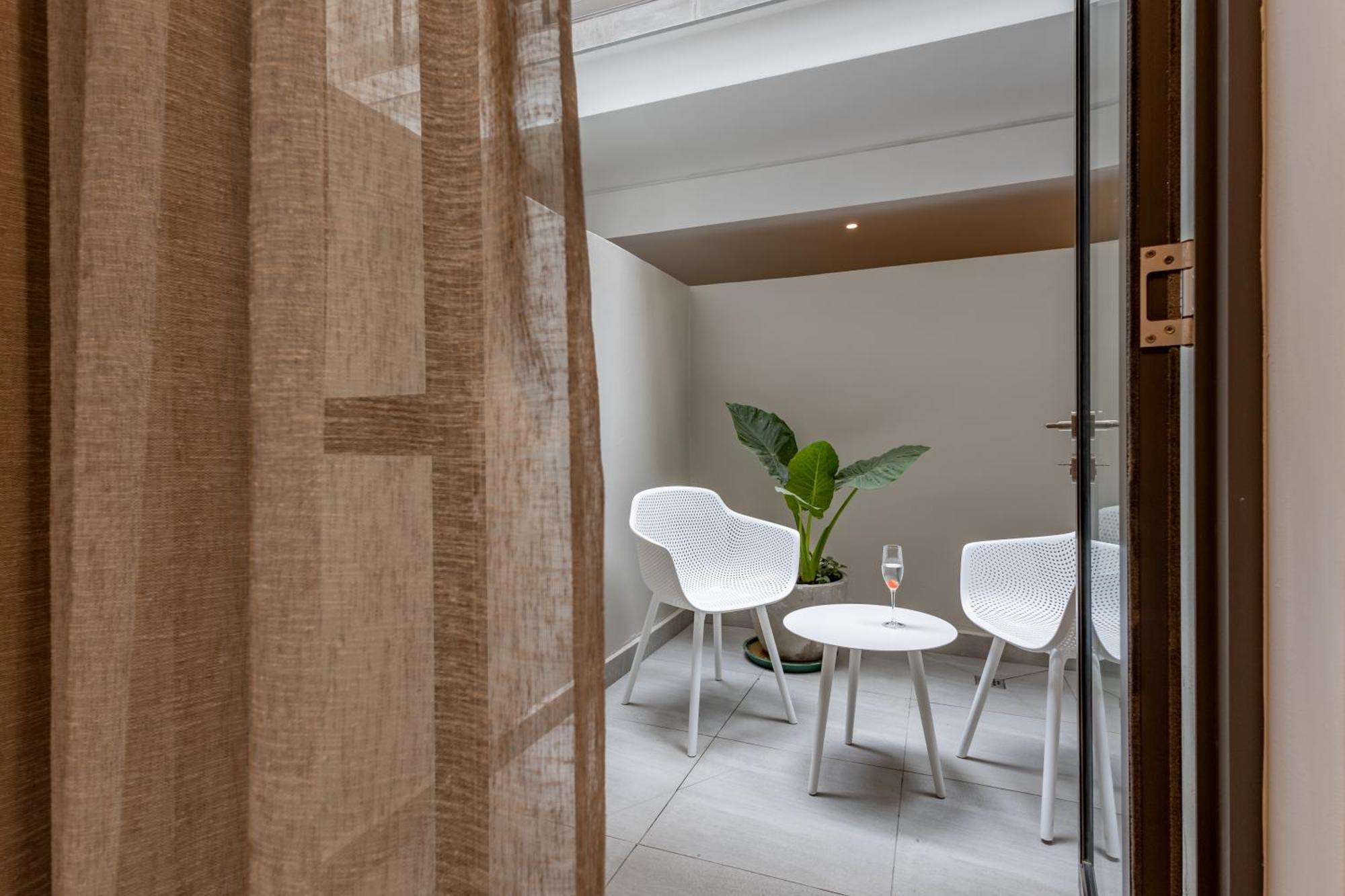 Plett Quarter Hotel - Lion Roars Hotels & Lodges Plettenberg Bay Ngoại thất bức ảnh