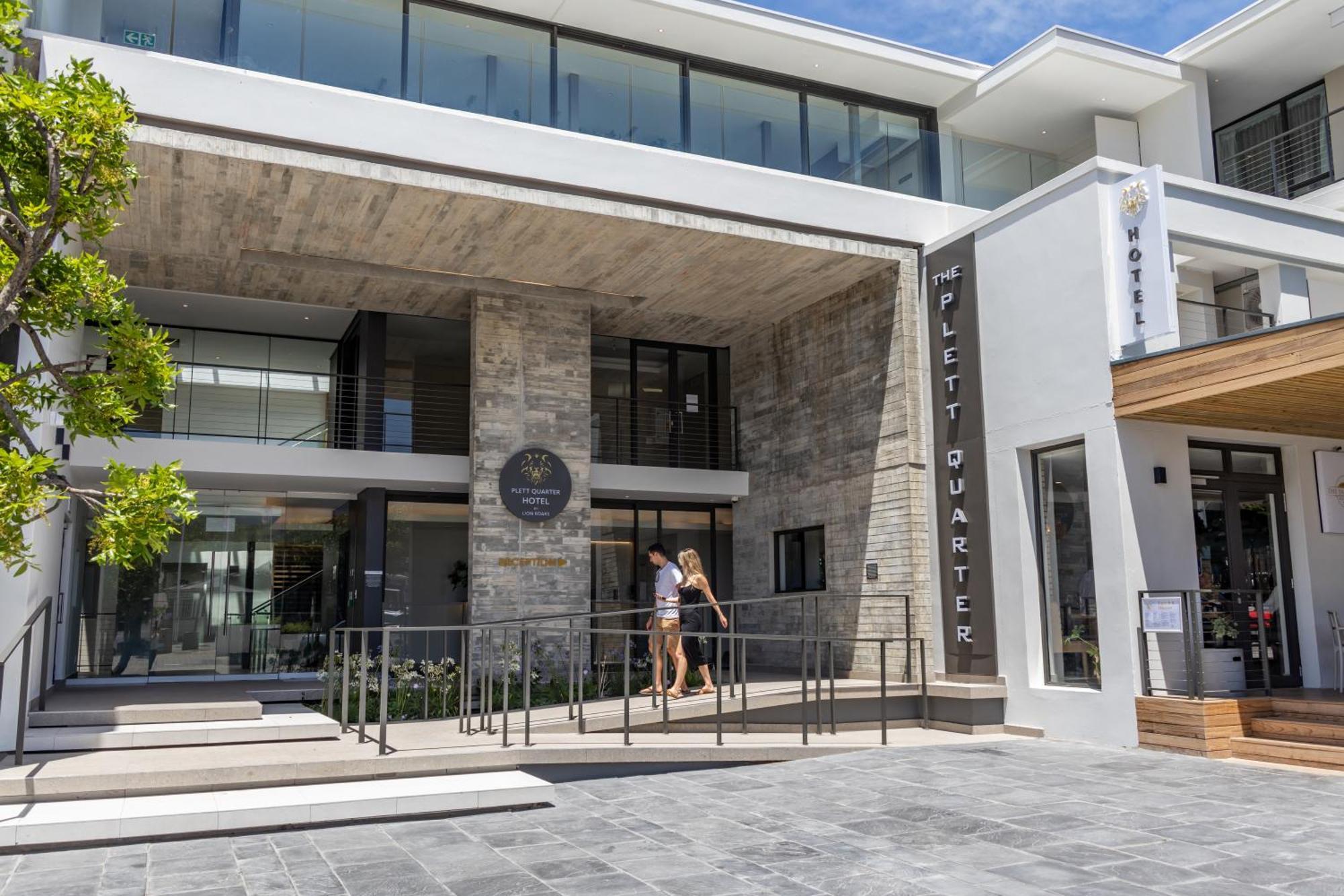 Plett Quarter Hotel - Lion Roars Hotels & Lodges Plettenberg Bay Ngoại thất bức ảnh